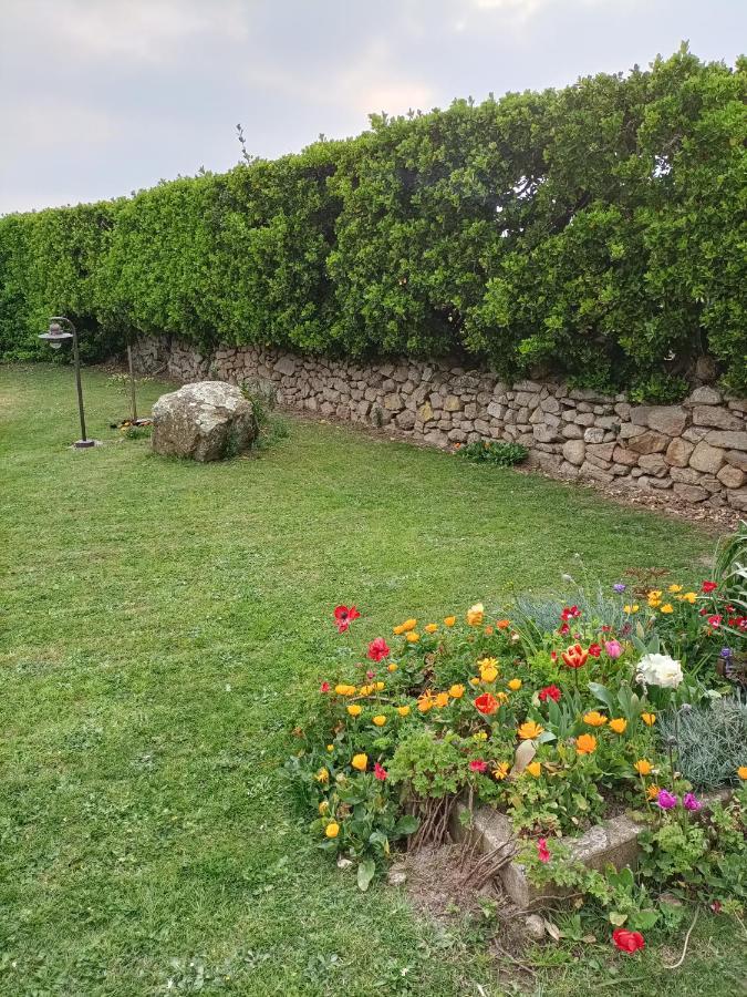 Oudoty Bed and Breakfast Kerlouan Exteriör bild